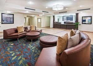 Un lugar para sentarse en Candlewood Suites San Angelo, an IHG Hotel