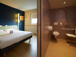 Kupatilo u objektu Ibis Budget Chalon Sur Saone Nord