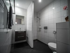 Un baño de B&B bij de 3 linden