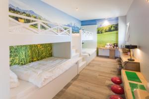 Cama ou camas em um quarto em Van Der Valk Luxembourg Arlon