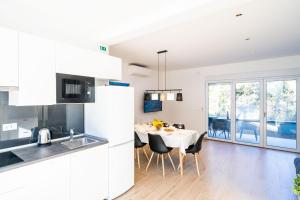 Apartment 'Holiday Above Dubrovnik'廚房或簡易廚房