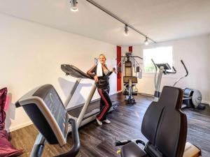 Fitnesscenter och/eller fitnessfaciliteter på Fürther Hotel Mercure Nürnberg West