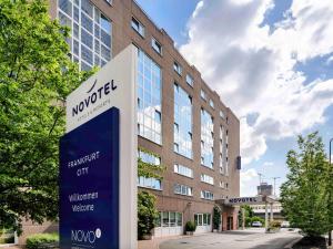 a sign in front of a building at Novotel Frankfurt City in Frankfurt/Main