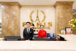 Funcionários de Paris Hotel & Apartment Nha Trang