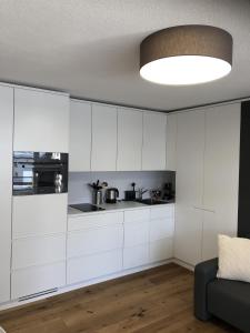 Una cocina o cocineta en Ferienwohnung 405 Haus Allod