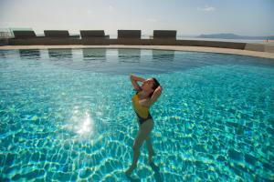 Tamu yang menginap di Lilium Hotel Santorini