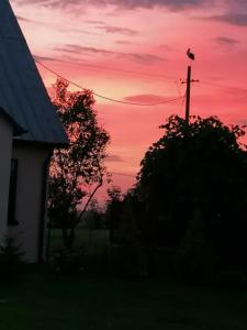 El amanecer o atardecer visto desde la casa de vacaciones