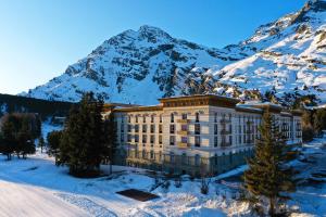 Vue générale sur la montagne ou vue sur la montagne depuis l'hôtel