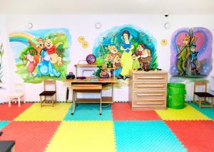 Kid's club sa GORHouse Hotel