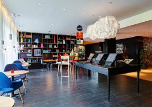 A seating area at citizenM Amsterdam South