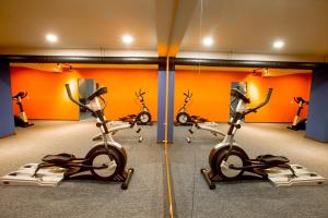 Das Fitnesscenter und/oder die Fitnesseinrichtungen in der Unterkunft Crystal Residence