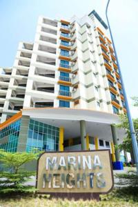 Foto de la galería de Marina Heights Seaview Resort Apartment II en Lumut