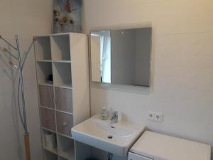 Foto da galeria de APARTMENT Top1, 2 Schlafzimmer 3 Betten BESTROOMS eU em Steyr