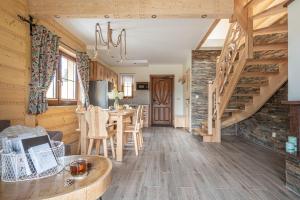 Foto da galeria de Osada LUX-HOUSE & SAUNA em Zakopane