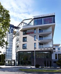 Gallery image of EINSTEIN Hotel am Römerpark in Andernach