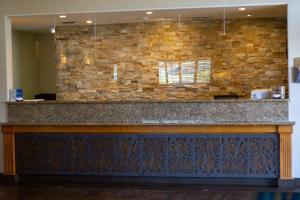 Gambar di galeri bagi Best Western Plus A Wayfarer's Inn & Suites di Kingman