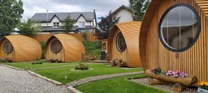 Vonkajšia záhrada v ubytovaní Eriskay B&B and Aviemore Glamping