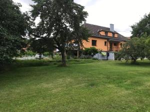 Un jardín fuera de le chemin du meunier