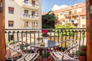 Balcony o terrace sa Plaza Rooms Ciampino