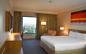 Cama ou camas em um quarto em Stamford Plaza Sydney Airport Hotel & Conference Centre