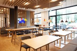 Restaurant o un lloc per menjar a Holiday Inn Express - Darmstadt by IHG