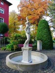 Aed väljaspool majutusasutust Parkhotel Bad Schandau mit SPA