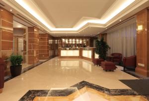 The lobby or reception area at Atli Hotel Ankara