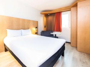 Легло или легла в стая в Ibis Alcala de Henares La Garena