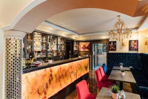 Khu vực lounge/bar tại Hotel CULT Hamburg