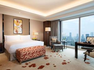 Fairmont Chengdu में एक कमरे में एक या कई बेड