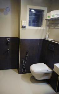 Bathroom sa Taz Kamar Family Hotel