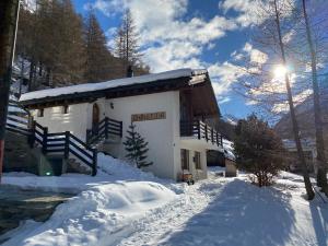 Chalet Christitia durante o inverno