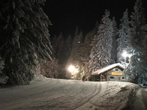 Höhengasthaus Kolmenhof an der Donauquelle a l'hivern