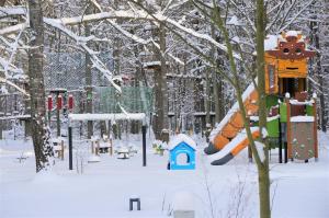 Enklawa Białowieska Forest & Spa зимой