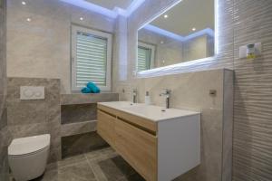 Un baño de Apartments Radeljić