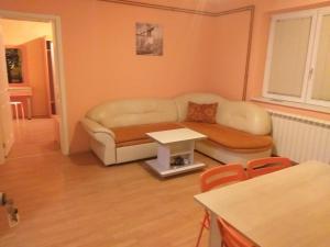 Зона вітальні в Lux Apartmani Nikola