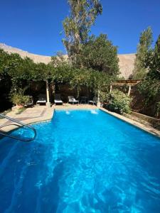 Pisco Elqui HolidayHome游泳池或附近泳池