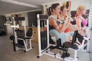 Fitnesscentret og/eller fitnessfaciliteterne på Flat Natal - Localização TOP e WIFI