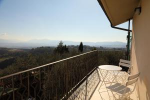 Uma varanda ou terraço em La Terrazza in Collina