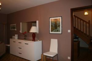 Φωτογραφία από το άλμπουμ του 1 Bedroom House 20min walk to centre in Tournus σε Tournus