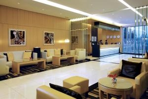 Khu vực ghế ngồi tại Hala Arjaan by Rotana, Deluxe Hotel Apartments