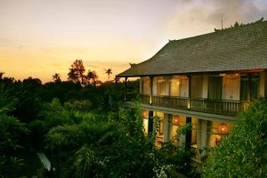 Un jardín fuera de Amar Boutique Hotel