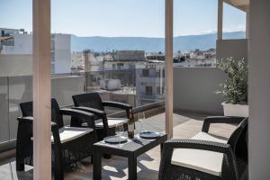 Balcony o terrace sa Morum City Hotel Chania