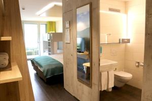 Un baño de Hotel sleep&stay - Self Check-in