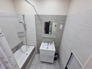 Un baño de HIGH STREET APARTMAN