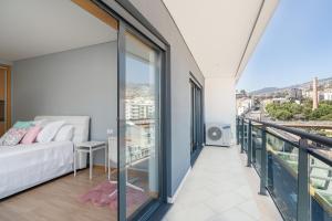 Μπαλκόνι ή βεράντα στο Luxurious Apartment Funchal - Casa Valentina - Rent2U, Lda