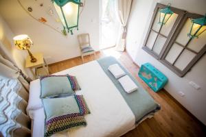 Una cama o camas en una habitación de Quinta da Agraceira Casa do Caseiro