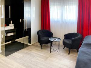 DORMERO Hotel Deggendorf पर बैठने की जगह