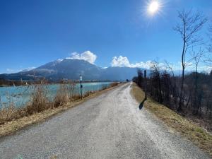 Peisaj natural din apropierea acestui hotel