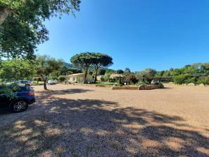 Gambar di galeri bagi Les Jardins De Santa Giulia - Charmante chambre d'hôte di Porto-Vecchio